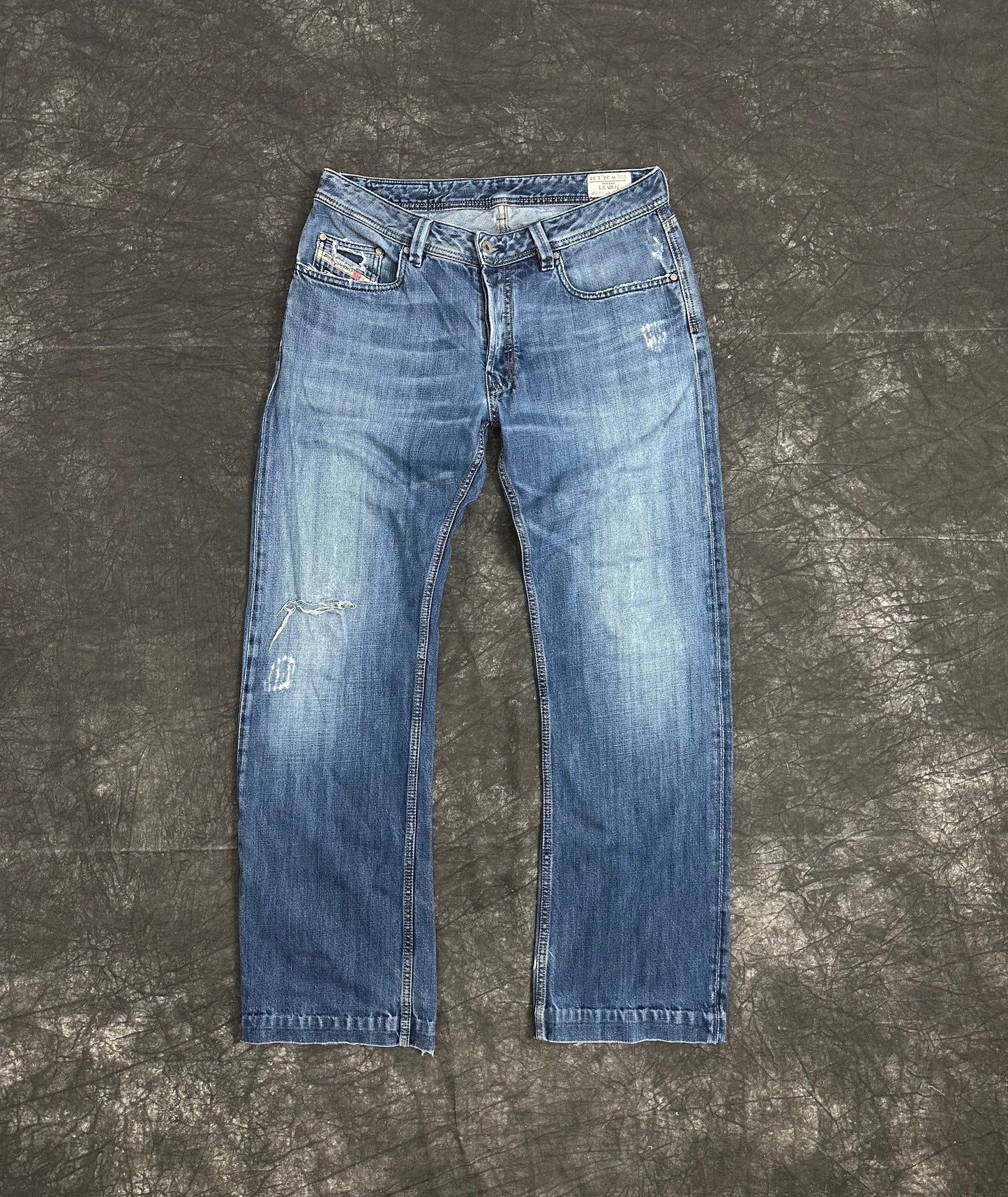 Vintage Baggy Diesel Jeans (32)