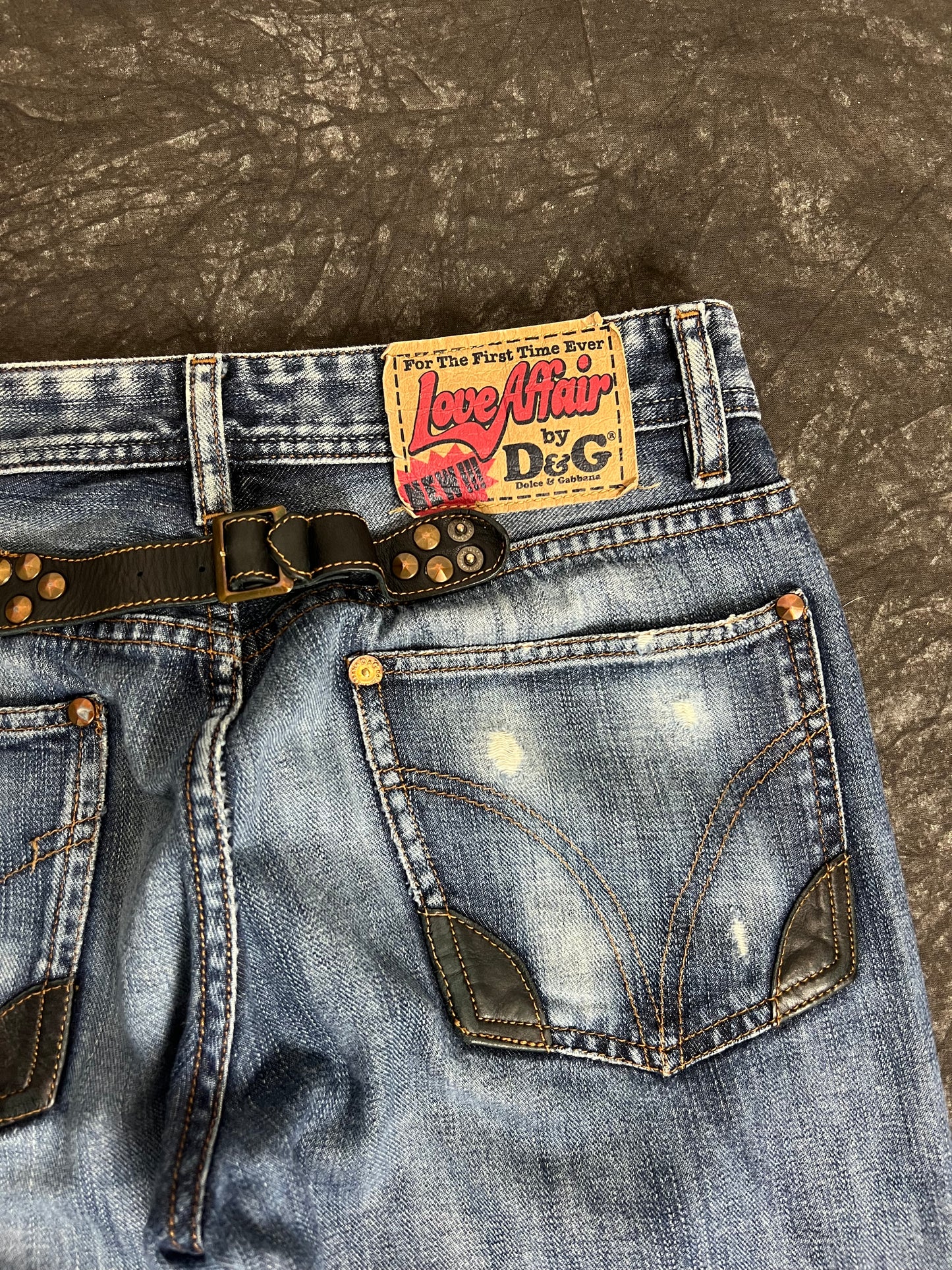 Dolce & Gabbana Baggy Jeans (32)