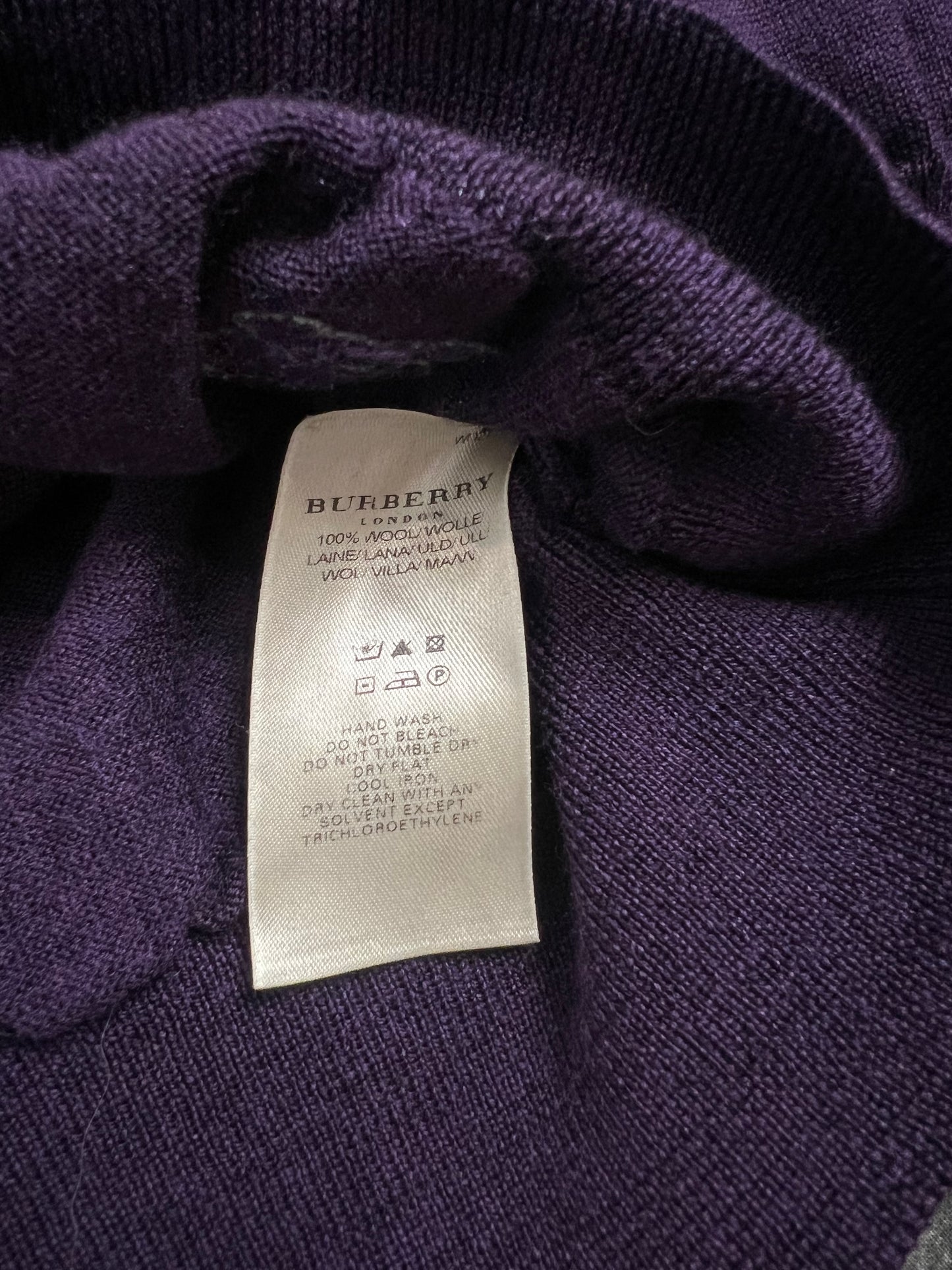 Vintage Burberry Sweater (L)