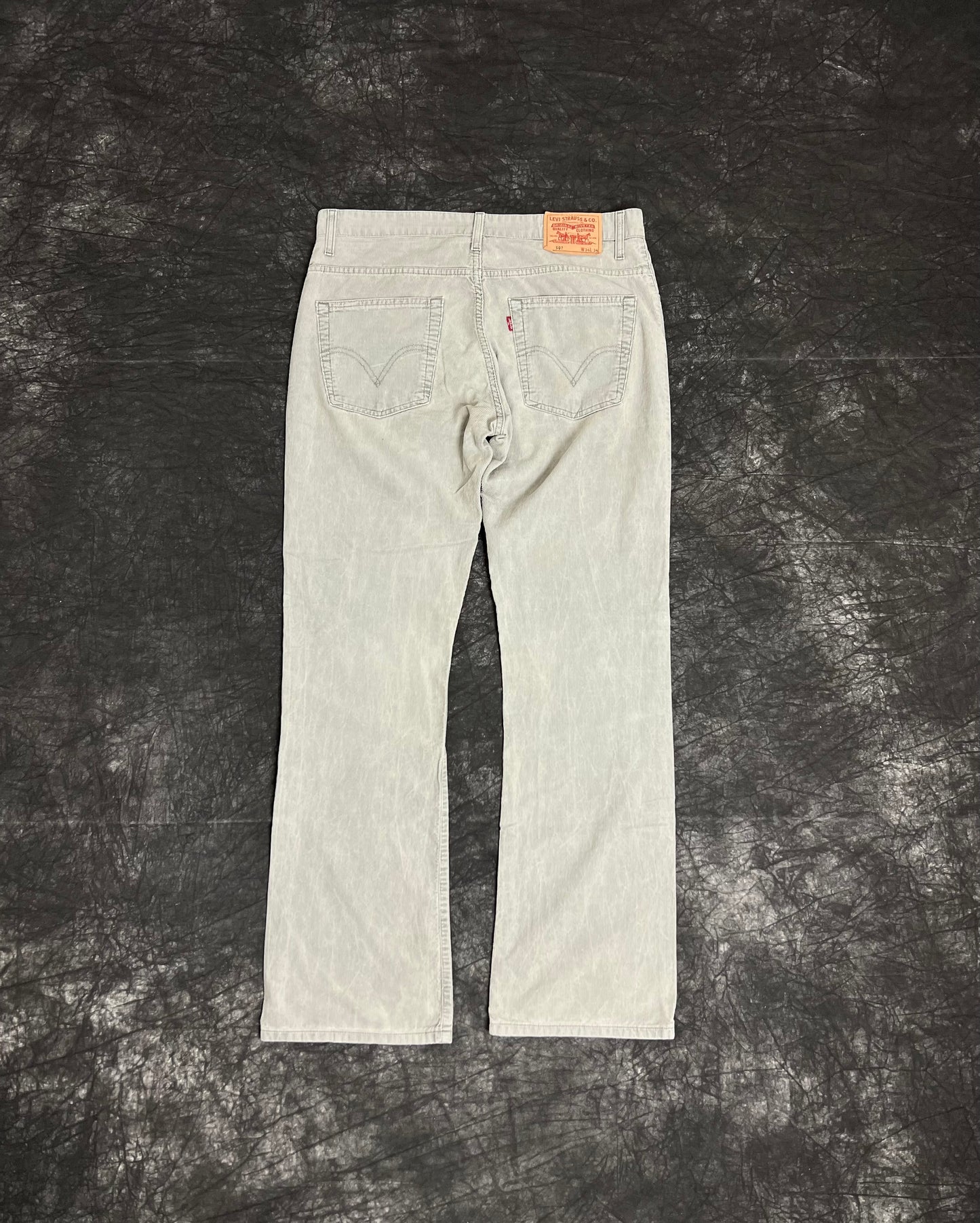 Vintage Levi’s Baggy Jeans (34)