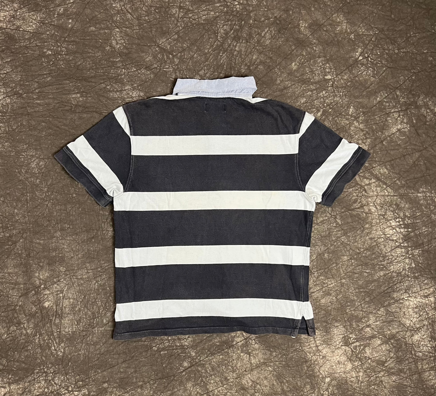 Ralph Lauren Polo (L)