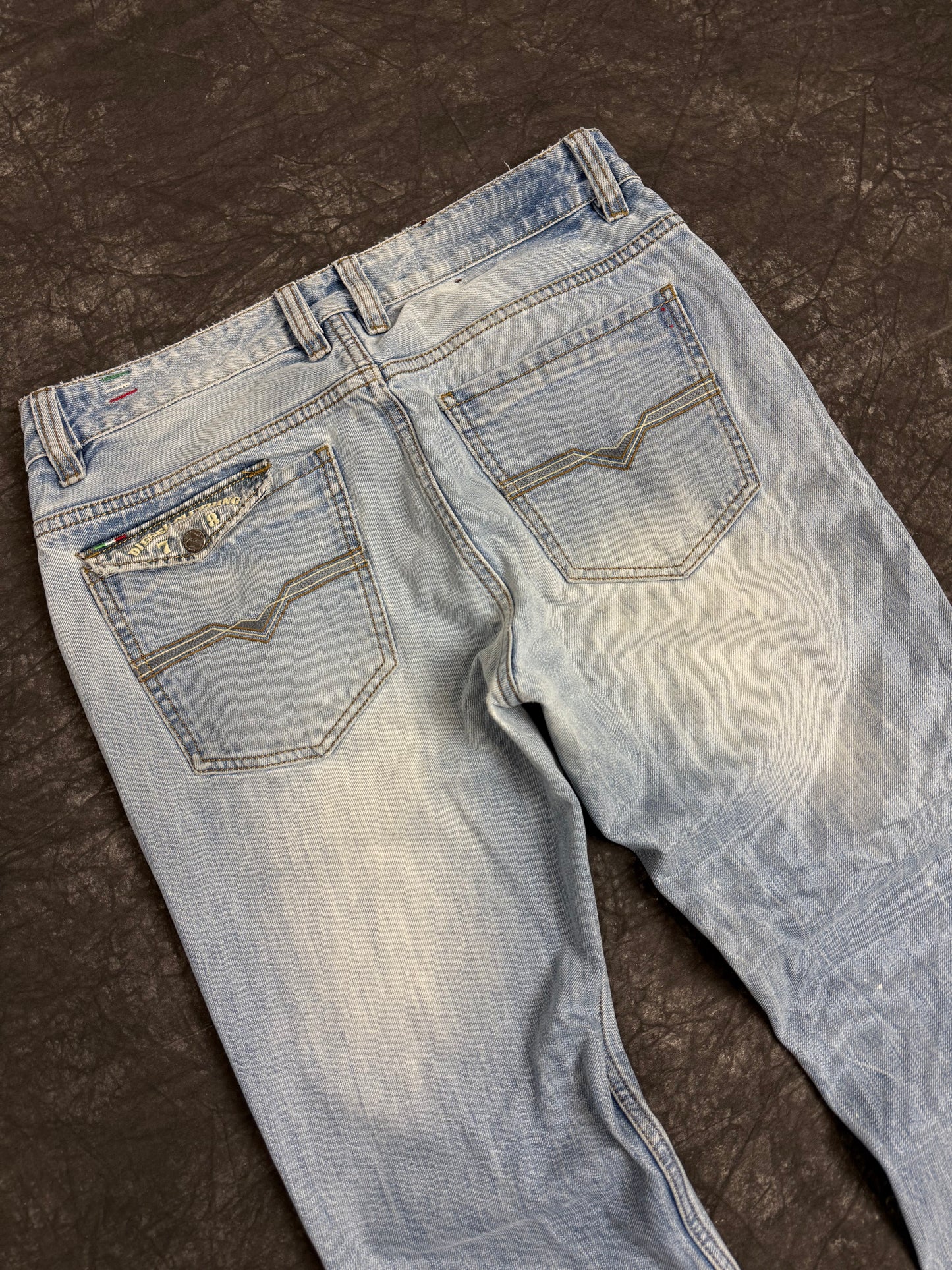 Vintage Diesel Baggy Jeans (32)