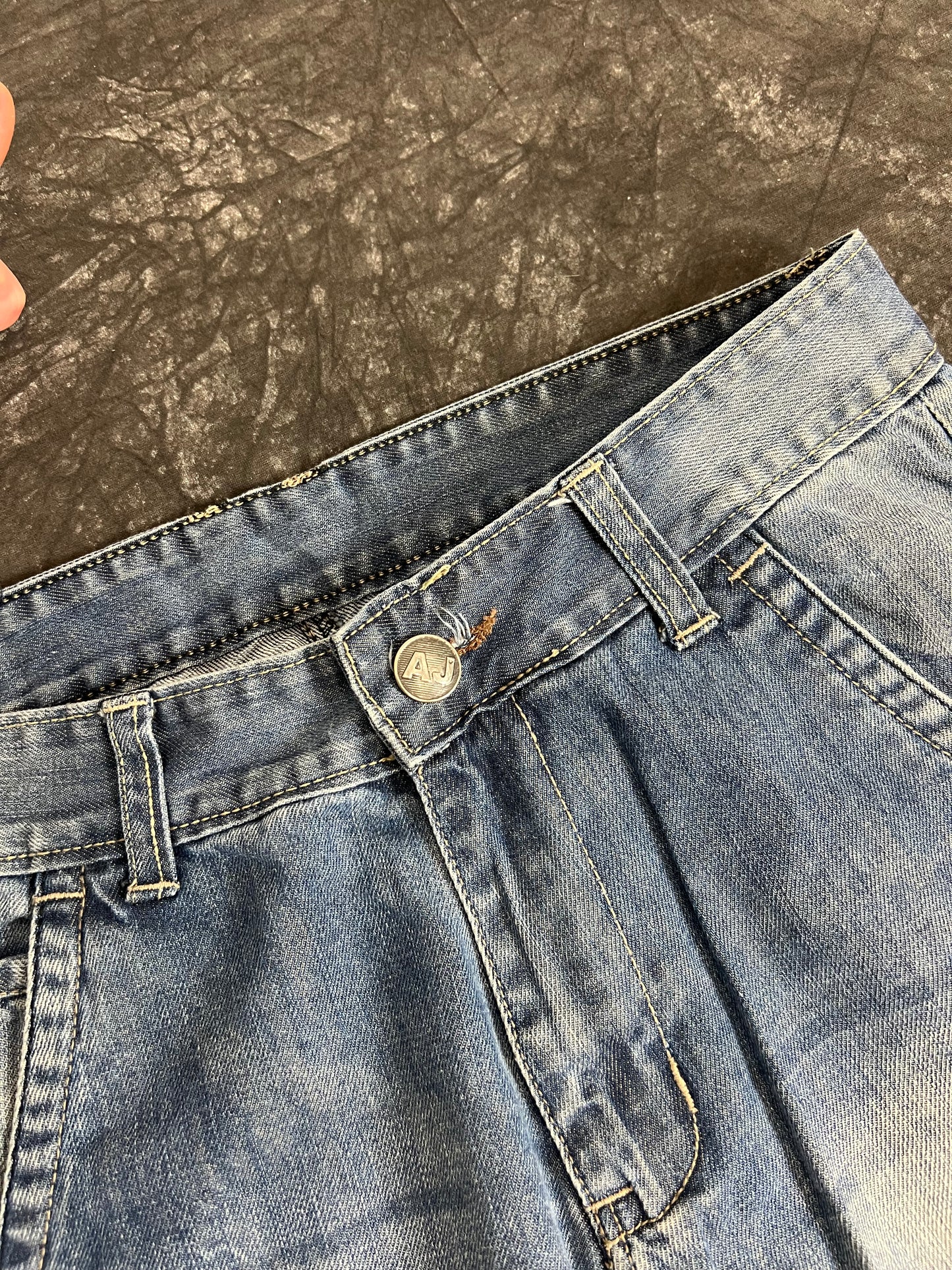 Vintage Armani Jeans (32)