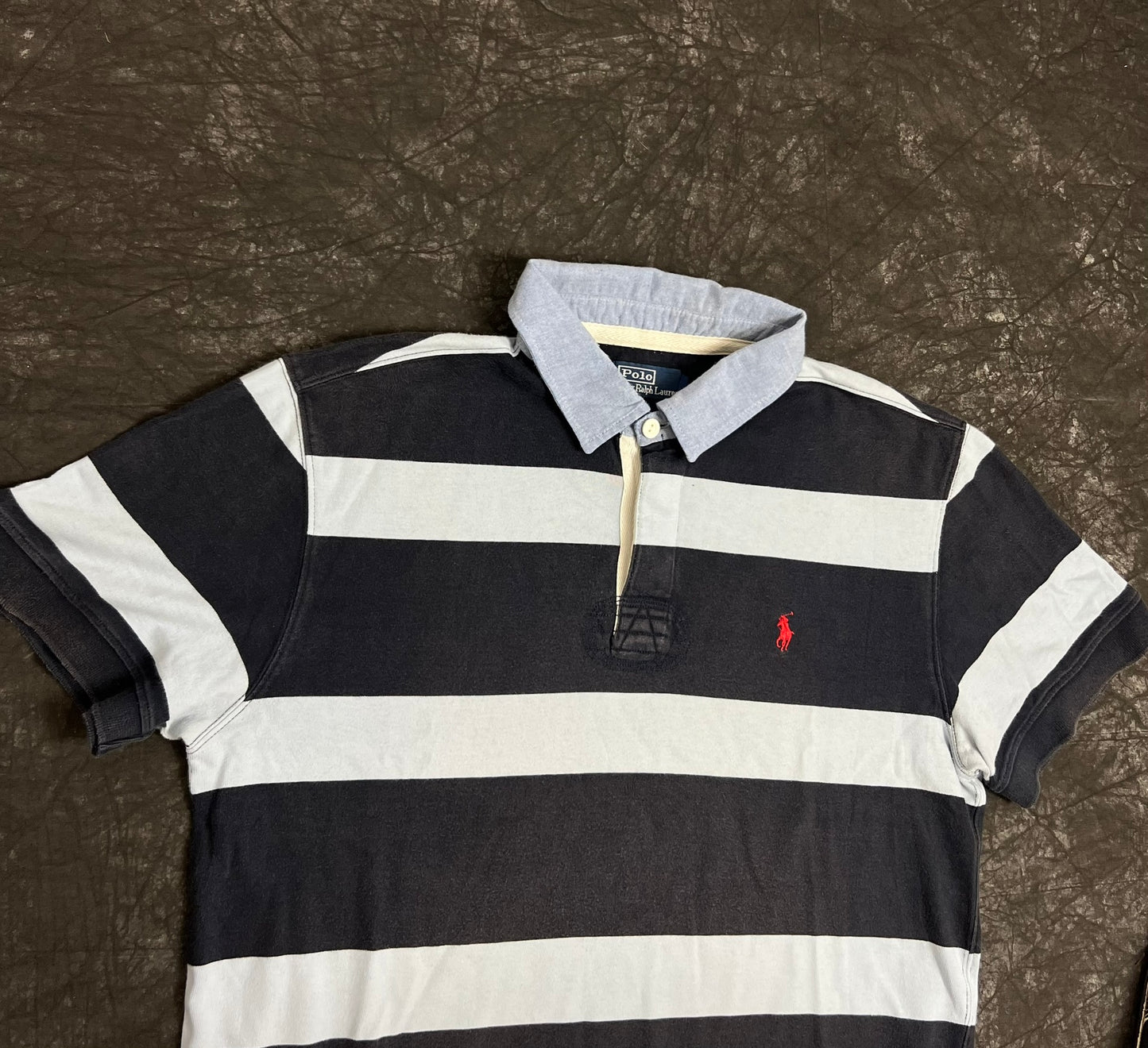 Ralph Lauren Polo (L)