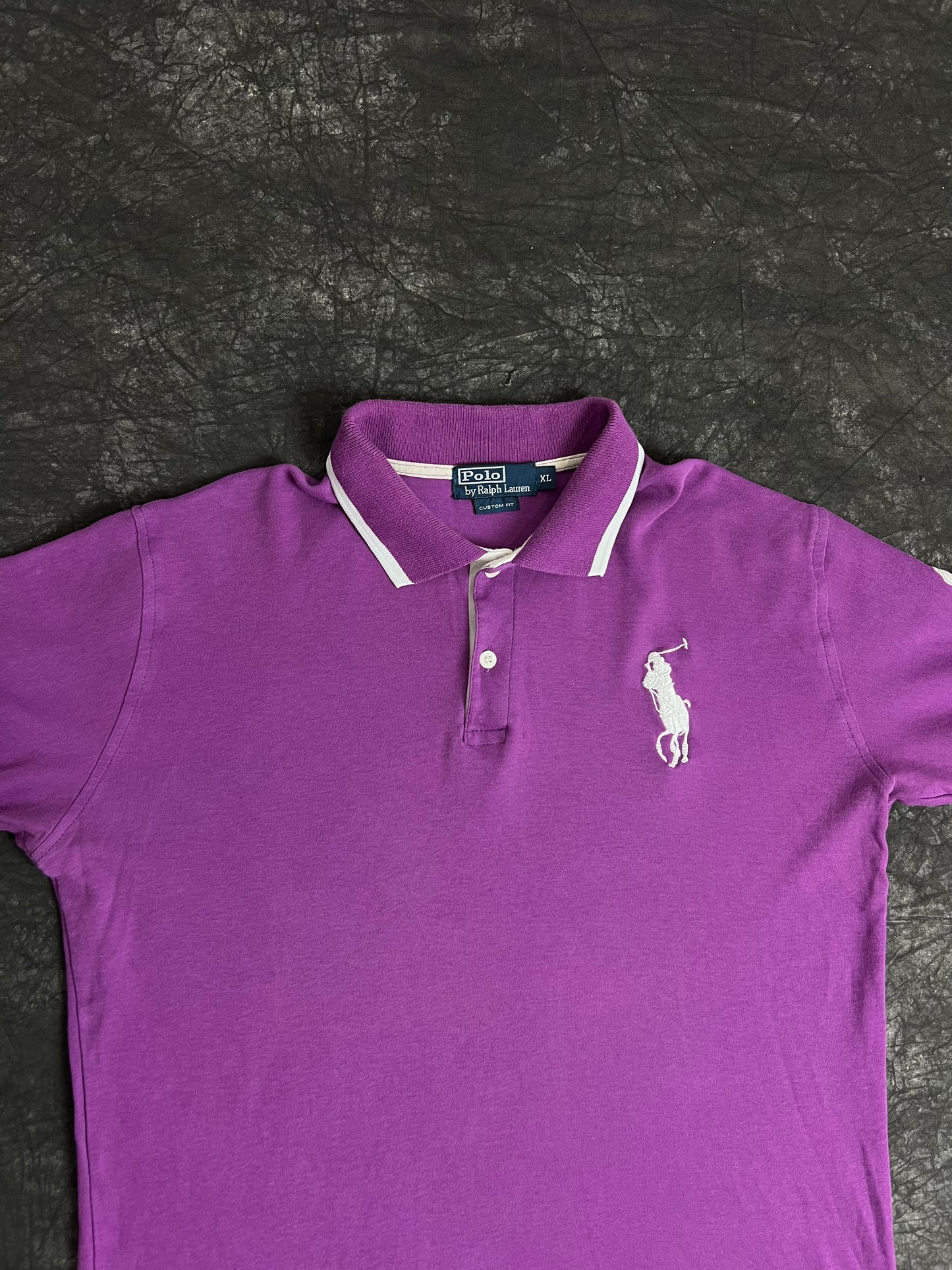 Ralph Lauren Polo (L)