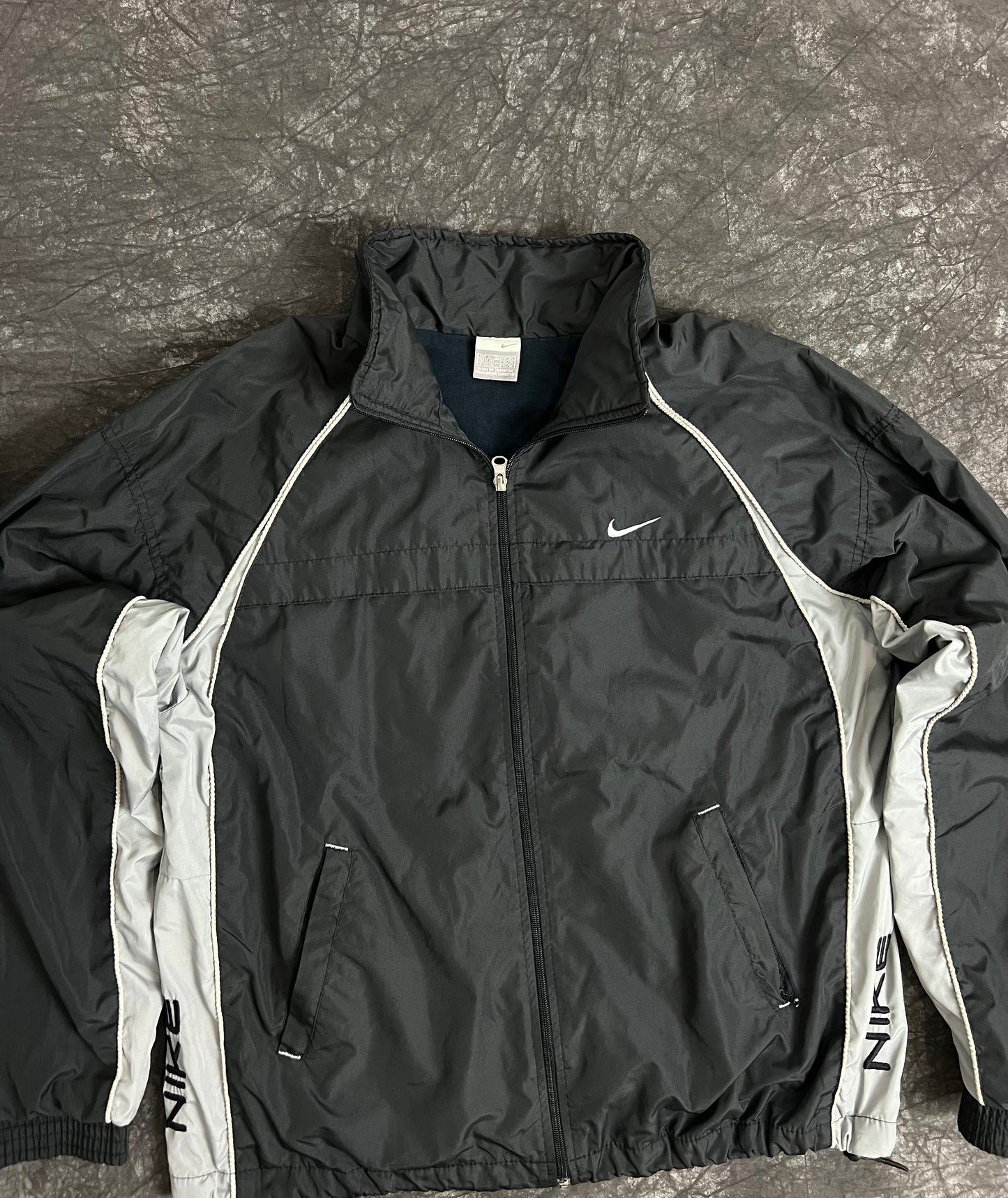 Vintage Nike Windbreaker (L)