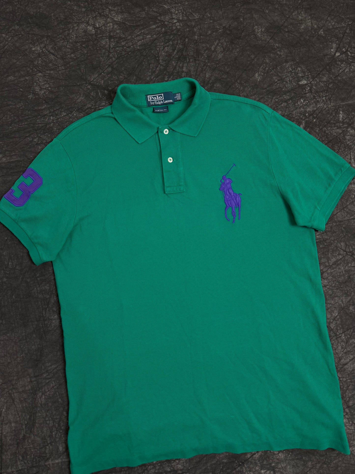 Ralph Lauren Polo (L)